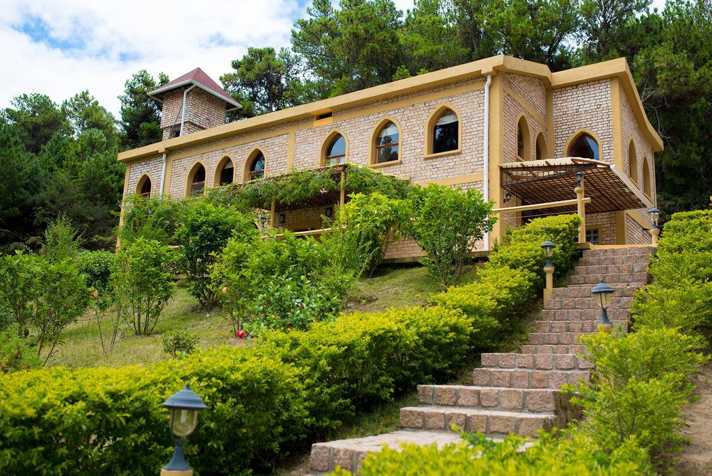 Le Chateau Du Lac De Mantasoa Villa Екстериор снимка